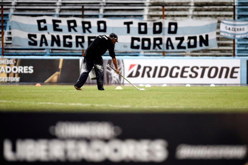 En el Parlamento, la directiva de Cerro aseguró que las acusaciones en su contra obedecen a motivos políticos y económicos dentro del fútbol.&nbsp;