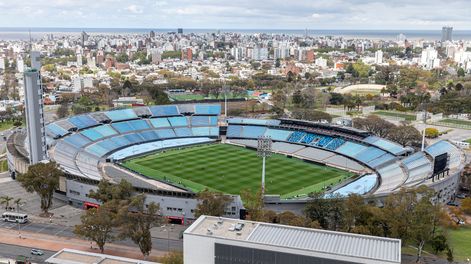 Vista aérea del Estadio Centenario en Montevideo