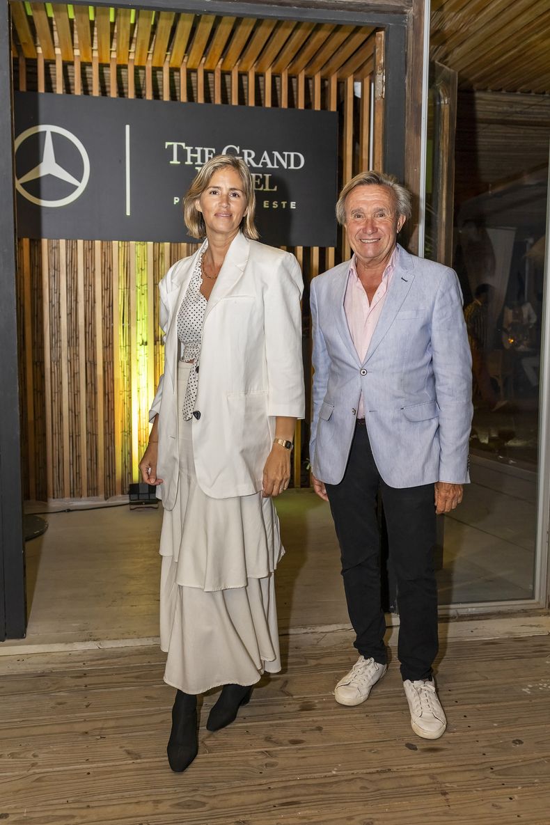 Claudia Echeverri y Alfredo Etchegaray.