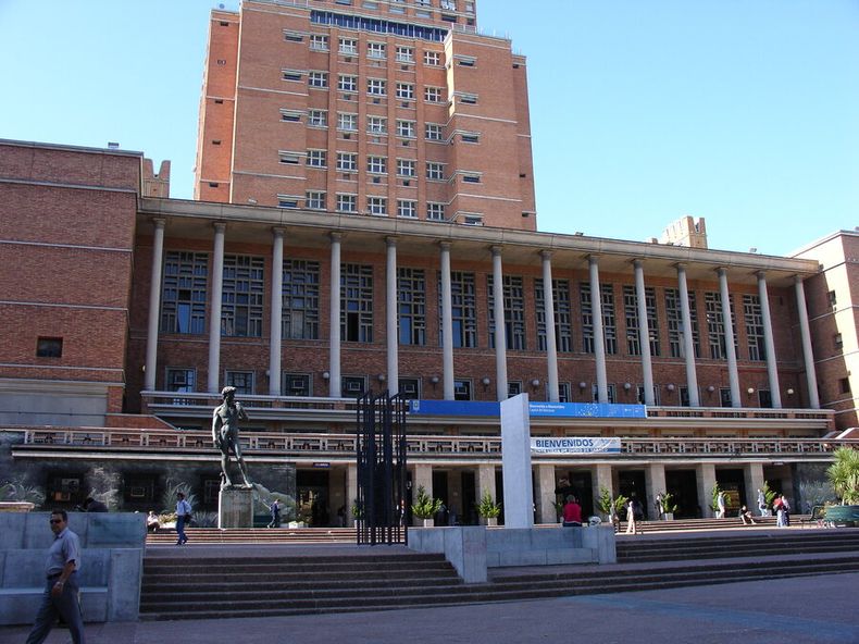 imagen de Intendencia destinará $ 9 millones a cursos universitarios sobre “liderazgo y habilidades blandas” para capacitar a 200 directores