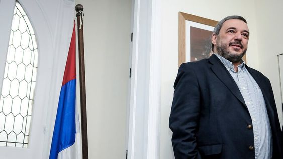 Mario Bergara en la sede del Frente Amplio. Foto: Javier Calvelo / adhocFOTOS Mario Bergara en la sede del Frente Amplio. Foto: Javier Calvelo / adhocFOTOS