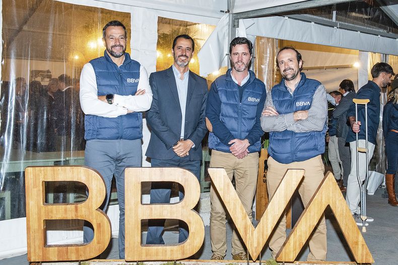De BBVA: Luis Foix, Andrés García, Gabriel Alonso y Santiago Lema.