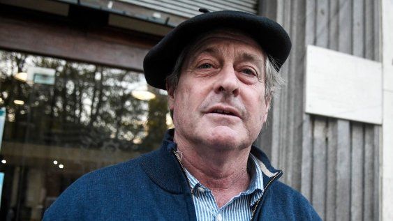 Guillermo Besozzi en la sede del Partido Nacional Guillermo Besozzi en la sede del Partido Nacional