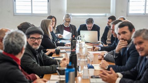 Reunión del Consejo Superior Tripartito en la Dirección Nacional de Trabajo.