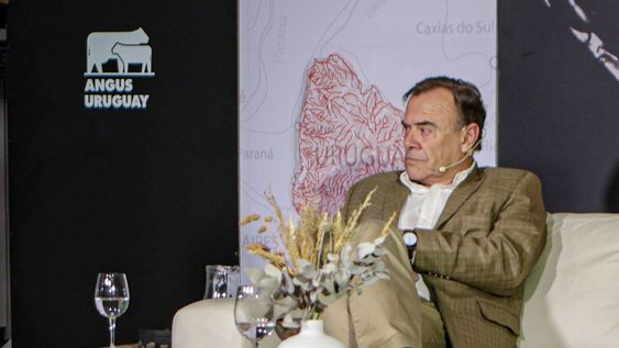 El vicepresidente de INIA, Walter Baethgen, en la conferencia de Angus Uruguay