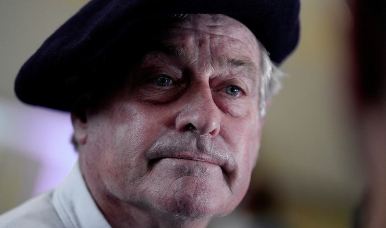 Guillermo Besozzi durante el Encuentro Nacional de Alianza Nacional en el Club Español en Montevideo