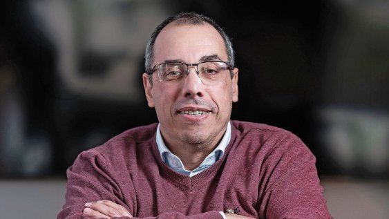 pablo menoni: ?recomiendo enfaticamente viajar. primero, conocer uruguay y despues el exterior? pablo menoni: ?recomiendo enfaticamente viajar. primero, conocer uruguay y despues el exterior?