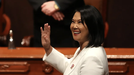 La presidenta electa de Perú, Keiko Fujimori, reacciona este miércoles 15 de julio a la recepción de sus credenciales, en Lima (Perú).