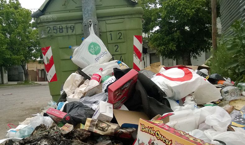 Contenedores de basura en Montevideo