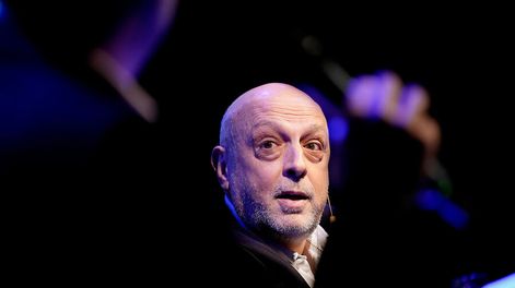 Rafael Radi en los Desayunos Búsqueda. Foto: Javier Calvelo / adhocFOTOS