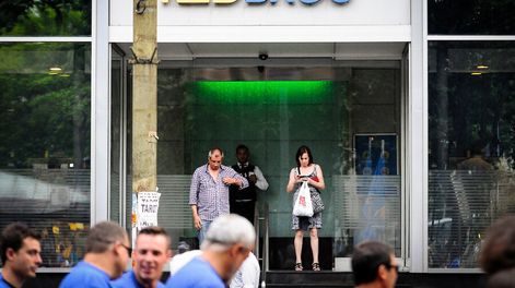 imagen de El sector bancario siguió achicándose en sucursales y personal
