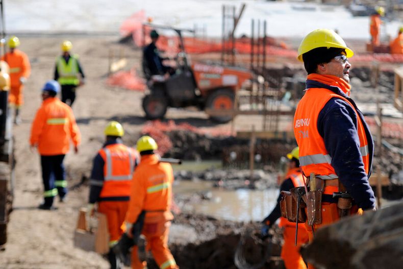 imagen de El agro, la industria y el transporte perdieron peso en el  PBI, mientras creció el de la construcción y los servicios