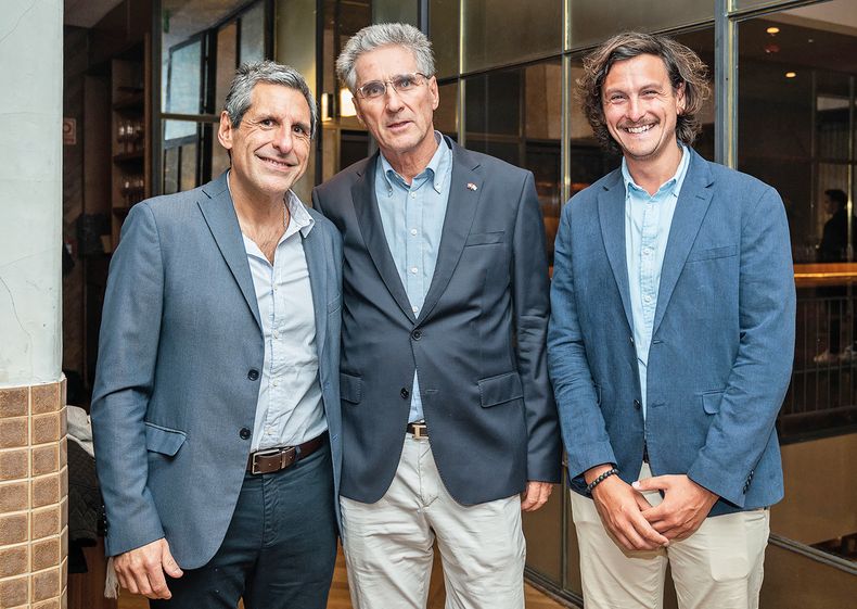 Leonardo Farcia Dovat, Gregor Schmid y Mariano Arlegui