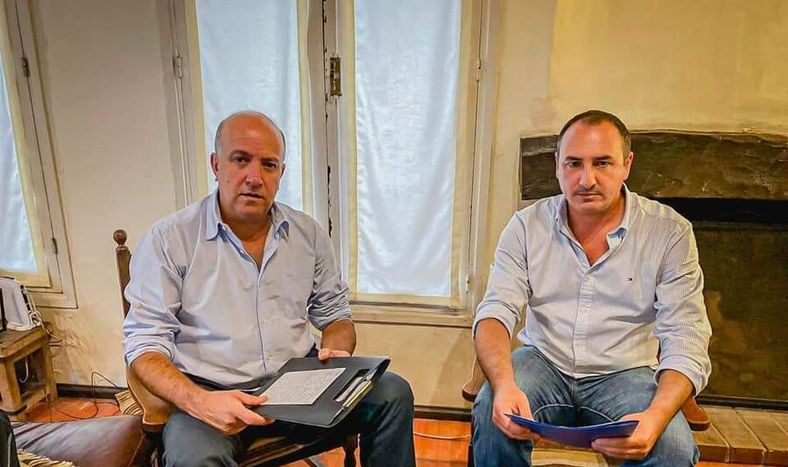 El senador Germán Coutinho y el presidente de la Comisión Técnica Mixta de Salto Grande, Carlos Albisu. Foto: Diario Cambio.