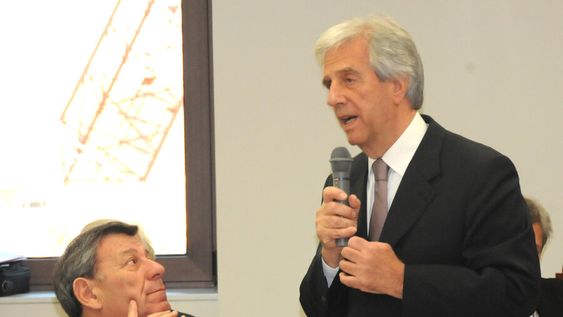 imagen de Vázquez marca el rumbo de su gobierno: mayor apertura comercial y firmeza ante los sindicatos imagen de Vázquez marca el rumbo de su gobierno: mayor apertura comercial y firmeza ante los sindicatos