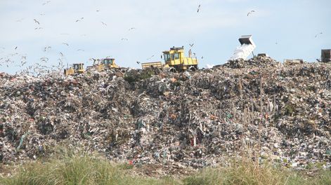 Búsqueda | Uno de los principales puntos a acordar es la tasa que pagarán las comunas por tonelada de residuos que vaya a la planta. Foto: Nicolás Der Agopián