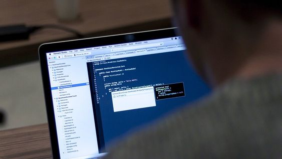 CUTI tiene un plan que prevé generar 15.000 nuevos empleos para el quinquenio CUTI tiene un plan que prevé generar 15.000 nuevos empleos para el quinquenio