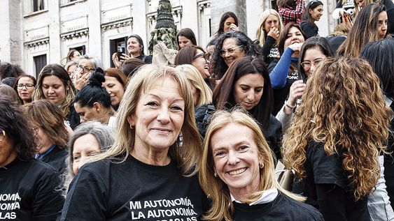 Vicepresidenta de la República Carolina Cosse y presidenta de OMEU Florencia Herrera Vicepresidenta de la República Carolina Cosse y presidenta de OMEU Florencia Herrera