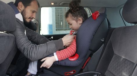 imagen de Se lesionan 12 niños por día en accidentes de tránsito; solo  23% usa silla de seguridad en el auto y piden más controles