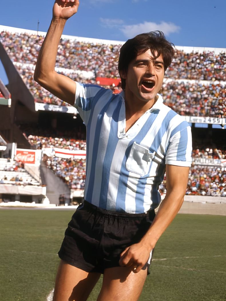 El futbolista de Racing argentino Juan Carlos Cárdenas