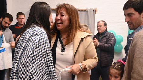 Senadora de Cabildo Abierto Irene Moreira, durante acto de entrega de viviendas en Rivera