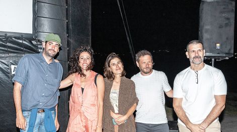 Búsqueda | De JIIFF: productor general Martín Cuinat, cofundadoras y programadoras Mariana Rubio Pittaluga y Fiona Pittaluga, con Tomás Darcyl de Diamonds Films y cofundador, programador y director de Working JIIFF Pablo Mazzola