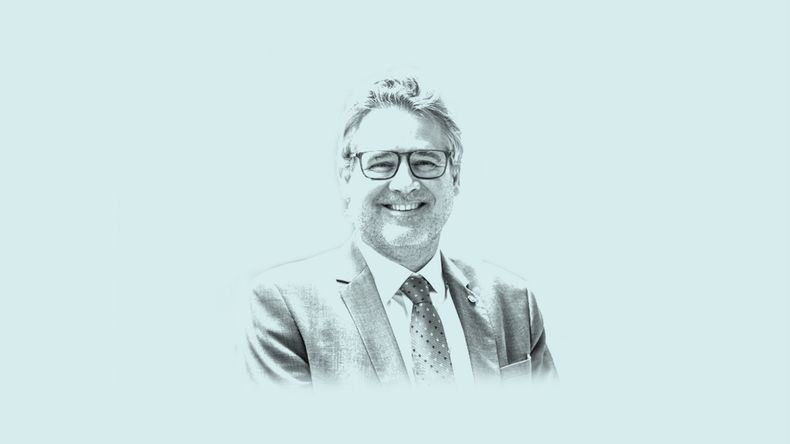 Ernesto Fernandez Polcuch-C