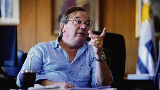 Ministro de Transporte y Obras Públicas, José Luis Falero, durante una entrevista con Búsqueda. Foto: Javier Calvelo / adhocFOTOS Ministro de Transporte y Obras Públicas, José Luis Falero, durante una entrevista con Búsqueda. Foto: Javier Calvelo / adhocFOTOS