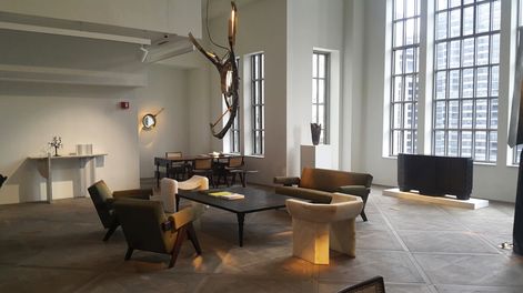 Búsqueda | Carpenters Workshop Gallery, de los franceses Julien Lombrail y Loïc Le Gaillard, ubicada sobre la Quinta Avenida.