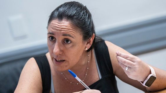 Karina Sosa en la sede de la Asociación de Trabajadores de la Seguridad Social. Foto: Mauricio Zina, adhocFOTOS