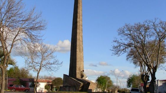 Obelisco de la ciudad de Treinta y Tres Obelisco de la ciudad de Treinta y Tres