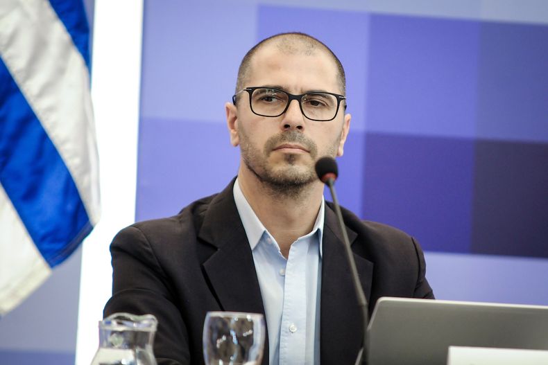 Juan Andrés Roballo durante un Consejo de Ministros abierto en Playa Pascual