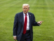 Donald Trump en los jardines de la Casa Blanca.