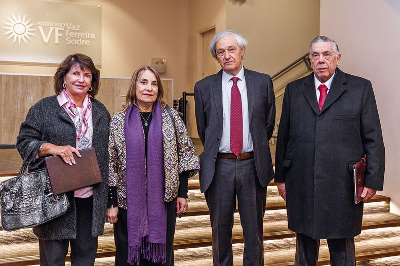 Ministra de la Suprema Corte Elena Martínez Rosso, presidenta de la Suprema Corte Doris Morales, Manuel Atienza y Ruben Correa Freitas