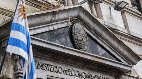 Sede del Ministerio de Economía, en Colonia y Paraguay.