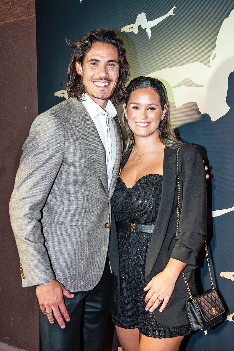 Edinson Cavani junto a Jocelyn Burgardt