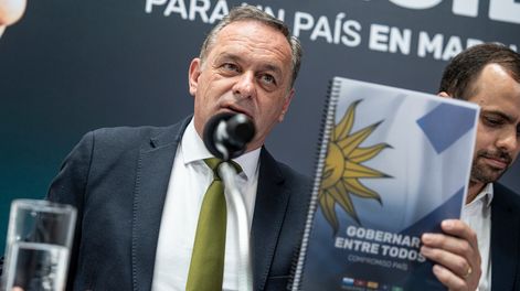 Álvaro Delgado durante la presentación del programa de gobierno de la coalición