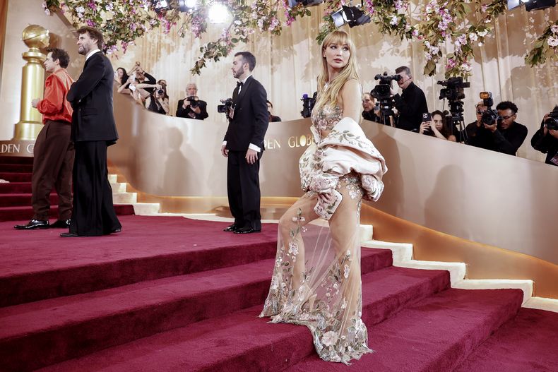 Jennifer Lawrence llevó un diseño de Givenchy firmado por Sarah Burton.