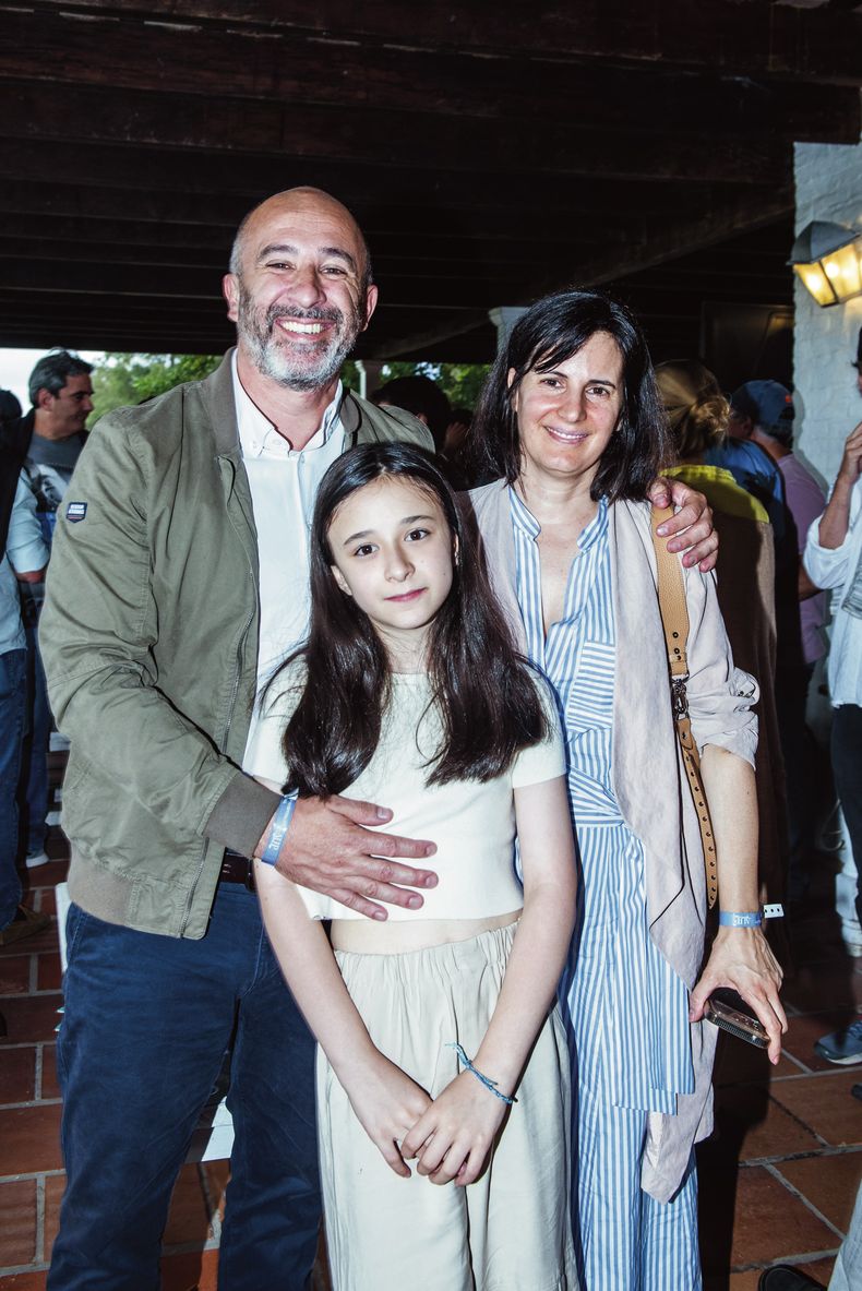 Ministro de Turismo Eduardo Sanguinetti, Julia Sanguinetti y Jenyfer Saavedra