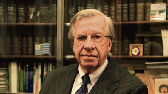 imagen de Comienza “nueva era” con un presidente más débil y el Parlamento en el centro; Astori reclama “mesa de diálogo”, gane quien gane imagen de Comienza “nueva era” con un presidente más débil y el Parlamento en el centro; Astori reclama “mesa de diálogo”, gane quien gane