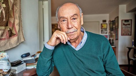 Búsqueda | Dino Armas, dramaturgo en actividad desde 1965 . Foto: Mauricio Zina, adhocFotos