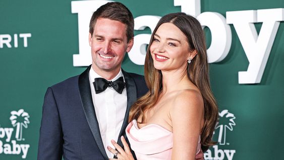 La modelo australiana Miranda Kerr asistió a la gala junto a suesposo, el CEO de Snapchat, Evan Spiegel
