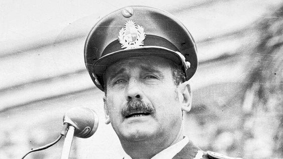 Gregorio Álvarez