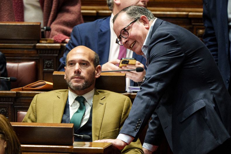 Martín Lema, senador del Partido Nacional, y Álvaro Perrone, diputado de Cabildo Abierto.