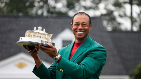 imagen de El mundo del golf se conmueve ante el triunfo de Tiger Woods en el Masters de Augusta, con el que consigue la marca de 15 majors