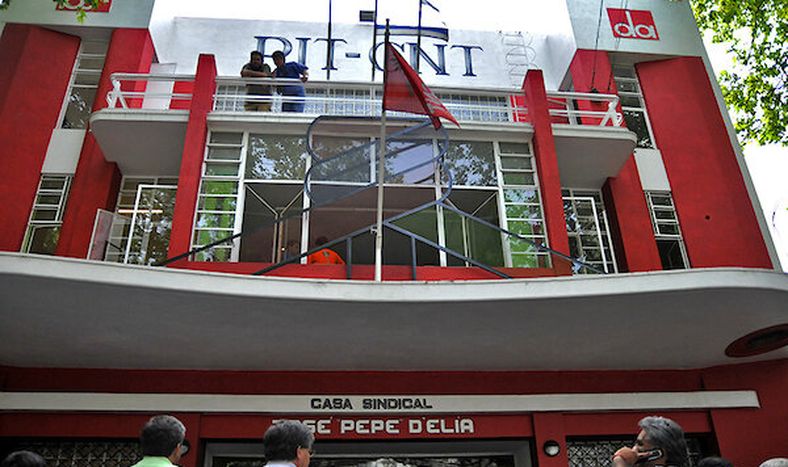 imagen de Talvi y Martínez expondrán en el PIT-CNT; Lacalle Pou prefiere una reunión cerrada