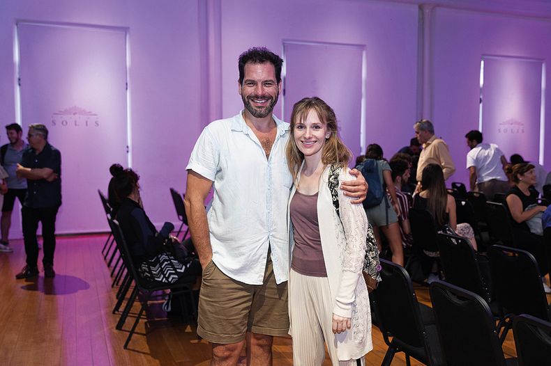 Actores de la Comedia Nacional Fernando Vannet y Stefanie Neukirch 