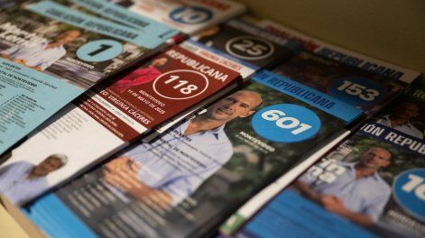 Listas electorales de la Coalición Republicana en el Colegio Punta Carretas, durante las elecciones departamentales 2025