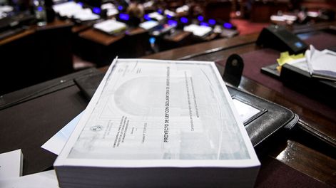 Búsqueda | Foto: Javier Calvelo / adhocFOTOS