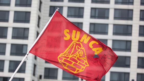 Bandera del Sunca durante una movilización en 2023. Bandera del Sunca durante una movilización en 2023.